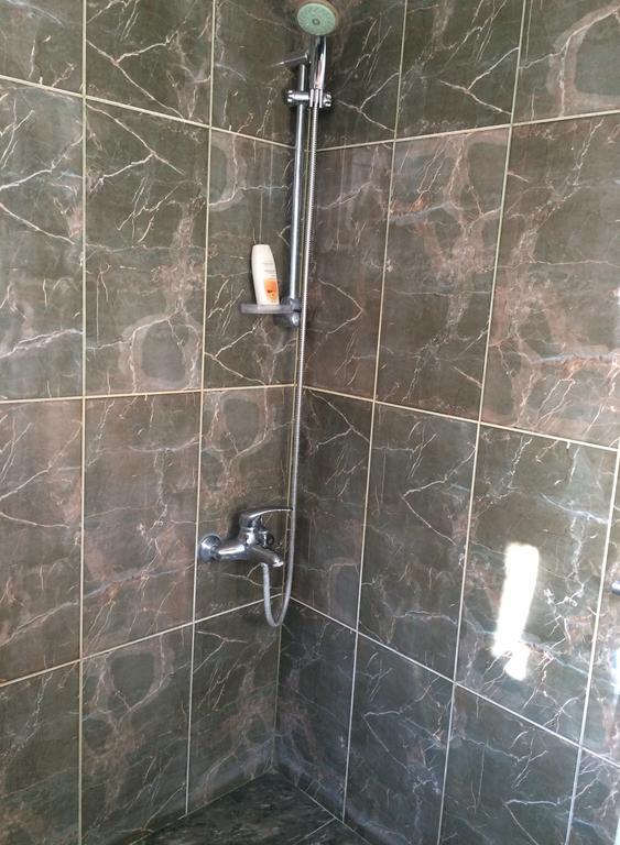 Apartment On Khinikadze 4 巴统 外观 照片