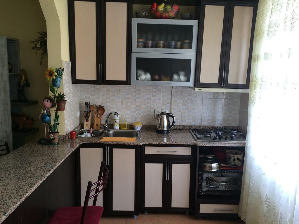 Apartment On Khinikadze 4 巴统 外观 照片